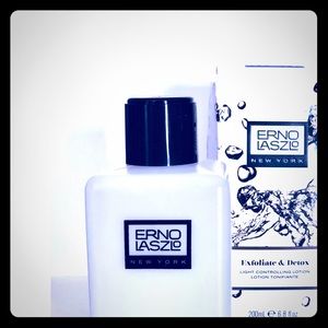 Erno Lazlo Exfoliate & Detox Lotion